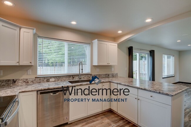 Primary Photo - 3 Bed 3 Bath Home in Admirals Cove