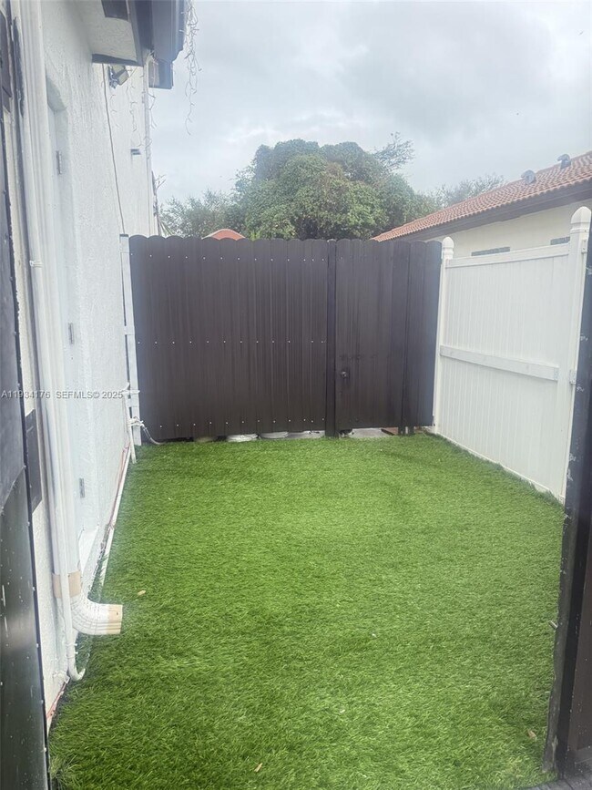 Building Photo - 22641 SW 109th Ave Ct