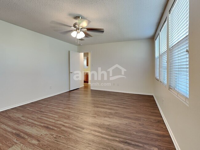 Building Photo - 3030 Dusty Ridge Dr