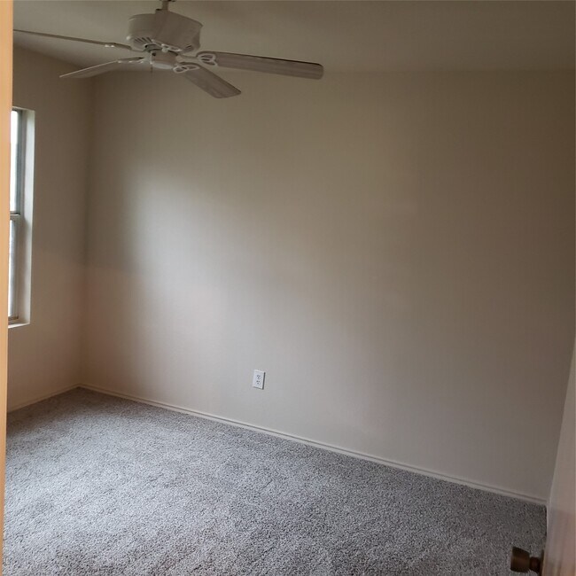 Building Photo - 7863 Maverick Trace Ln