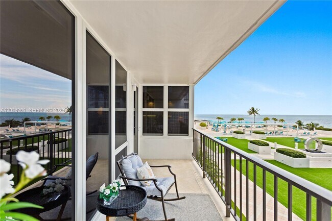 Building Photo - 4280 Galt Ocean Dr
