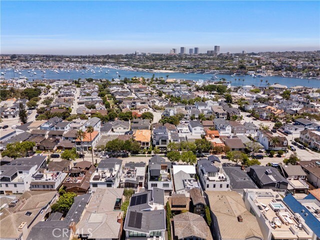 Building Photo - 2037 E Ocean Blvd