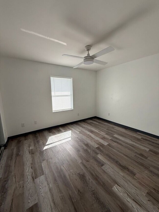 Building Photo - 14040 SW 33 CT RD