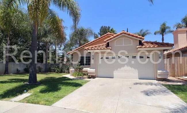 Building Photo - 1260 Corte Famosa