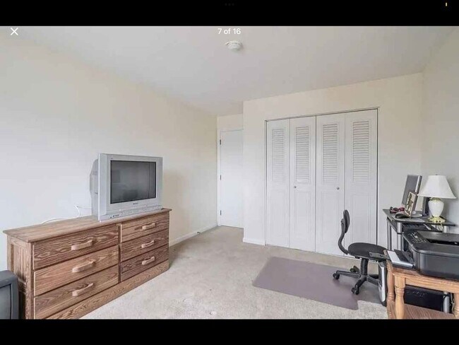 Building Photo - Spacious 3BR Condo in North Andover