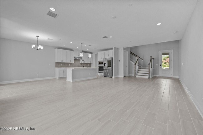 Building Photo - 27 Oak Pk Dr