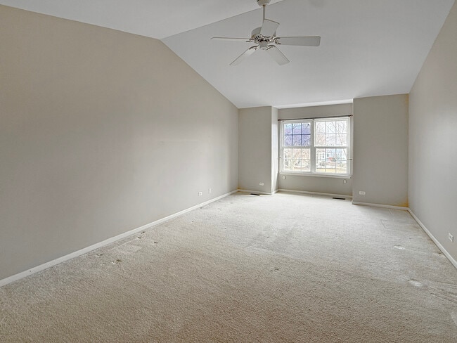 Building Photo - 18421 W Springwood Dr