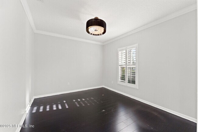 Building Photo - 16456 Tisons Blf Rd