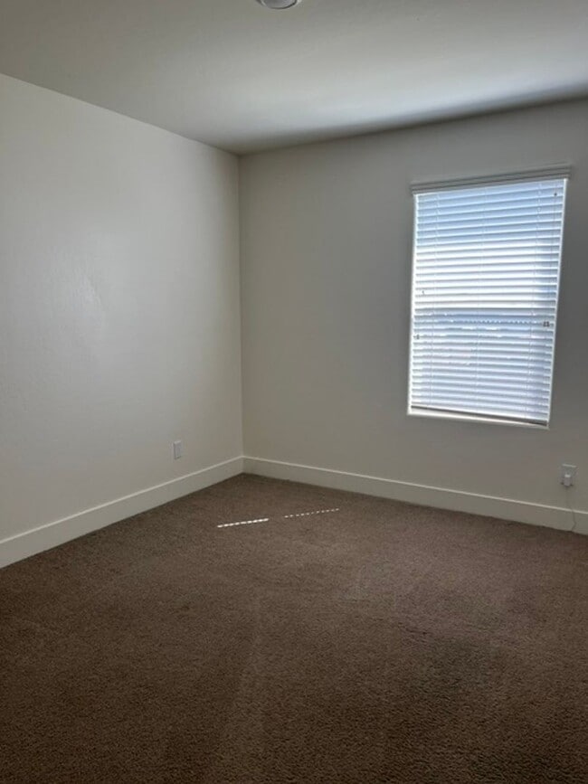 Building Photo - 6520 Acton Ct