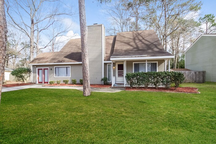 Primary Photo - 101 Bridgecreek Dr