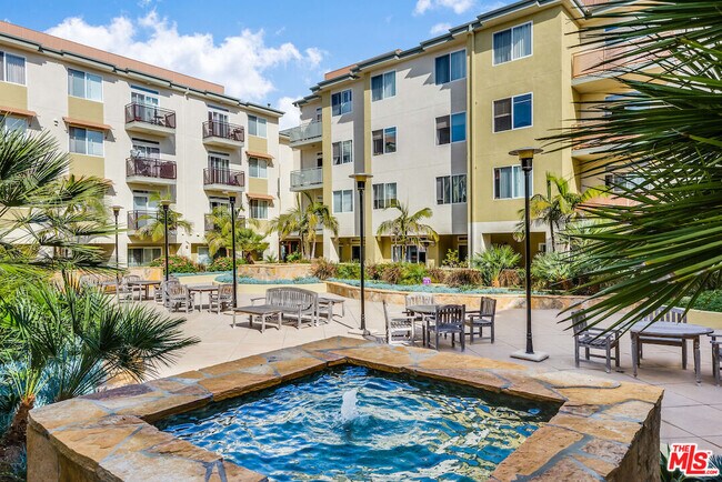 Building Photo - 13200 Pacific Promenade