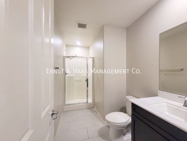 Building Photo - 14414 Strawberry Ln