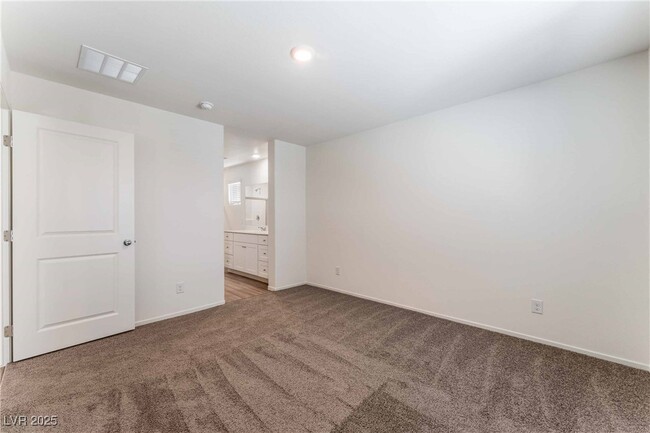 Building Photo - 7840 Aurora Sky St