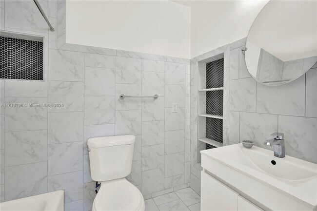 Building Photo - 11713 SW 81st Rd