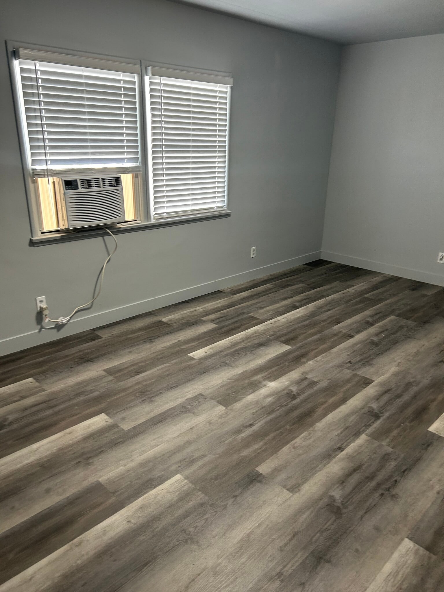 Building Photo - 3520 W Via Corona