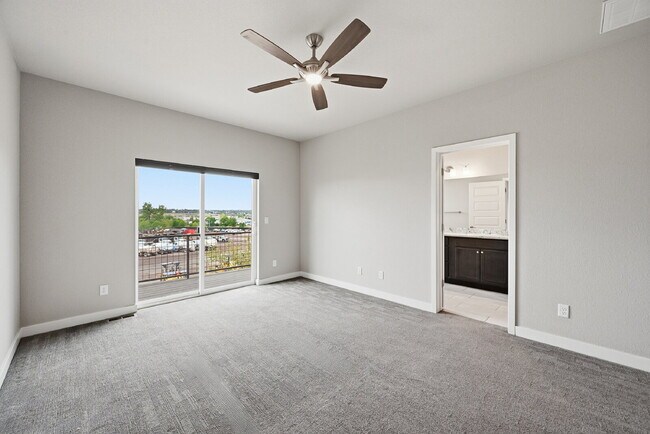 Building Photo - $2,695.45 3-bed, 2.5-bath townhome with a washer and dryer.