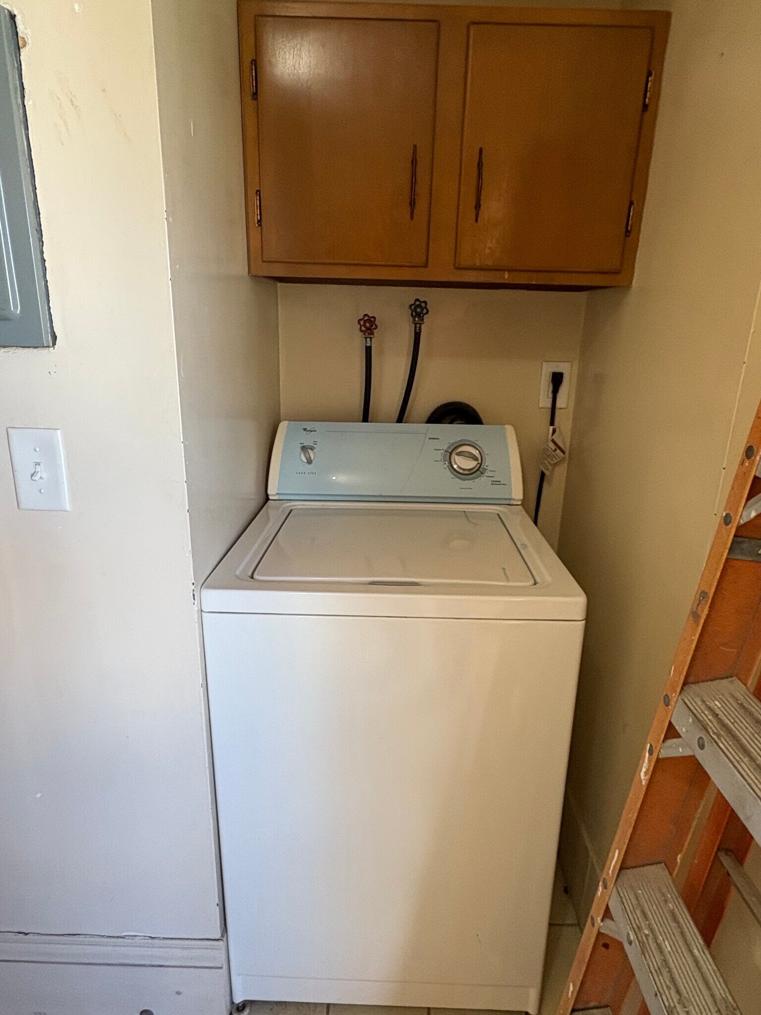 Building Photo - 18 Alexander Ave