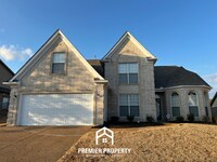 Building Photo - Spacious 4 Bedroom Home for Rent in Memphis | Vaulted Ceilings, Bay Windows & Fenced Yard