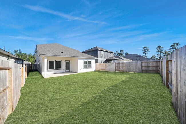 Building Photo - 16690 Sterling Clf St