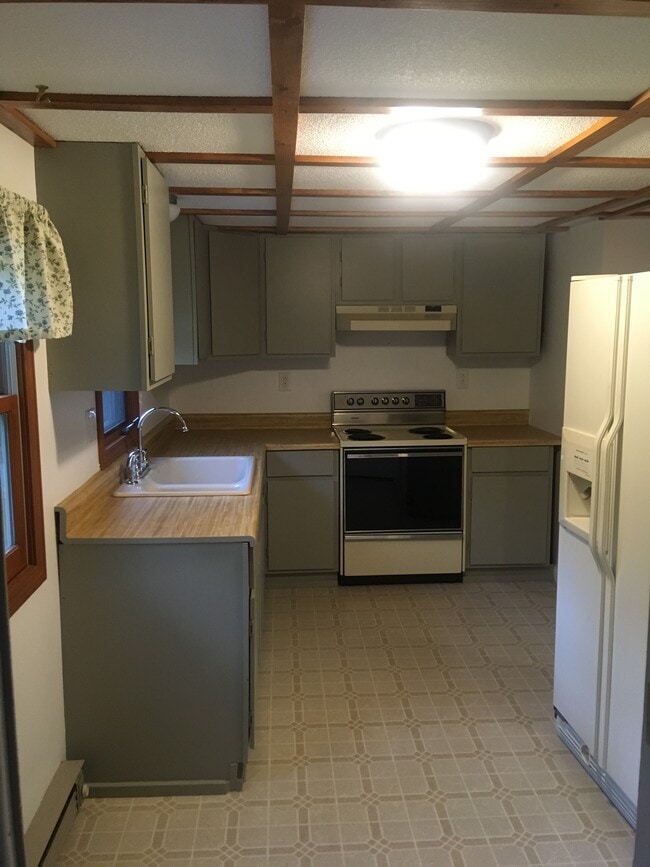 Kitchen - 56 London Rd