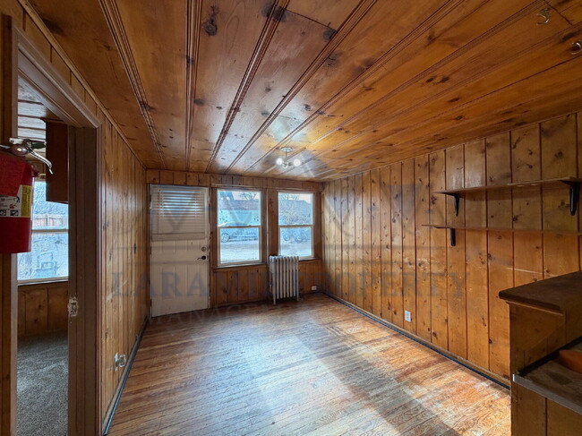 Building Photo - 1 Bedroom 1 Bathroom Apartment