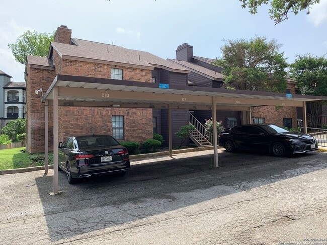 Building Photo - 2 Bedroom 2 Bath Condo near Medical Center