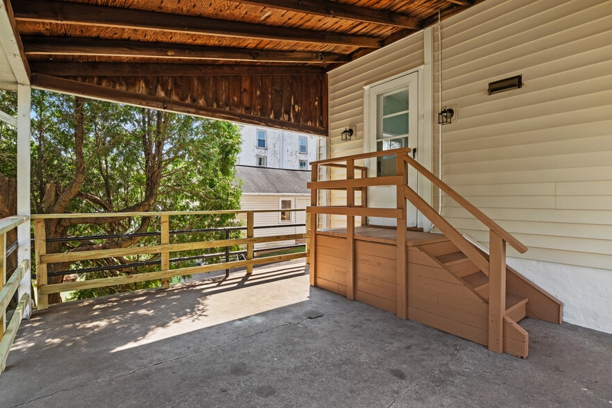 Back entrance - 525 Main St