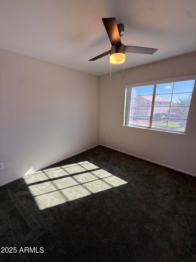 Building Photo - 8868 W Greer Ave