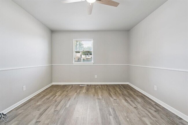 Building Photo - 4309 NW 56th Terrace