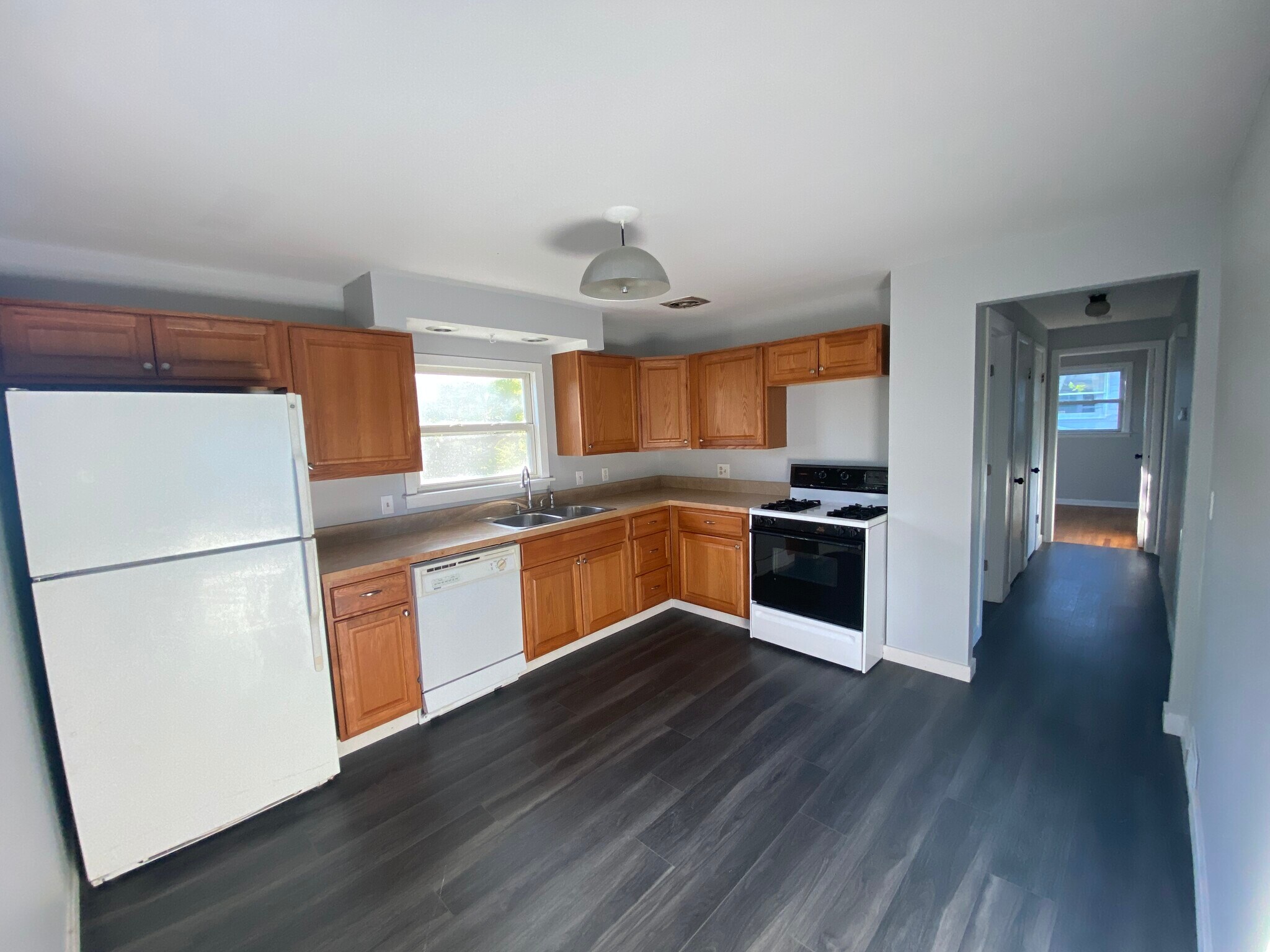 Kitchen - 1326 Westcott St