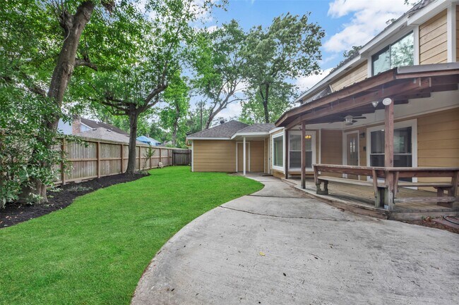 Building Photo - 12615 Retreat Trail
