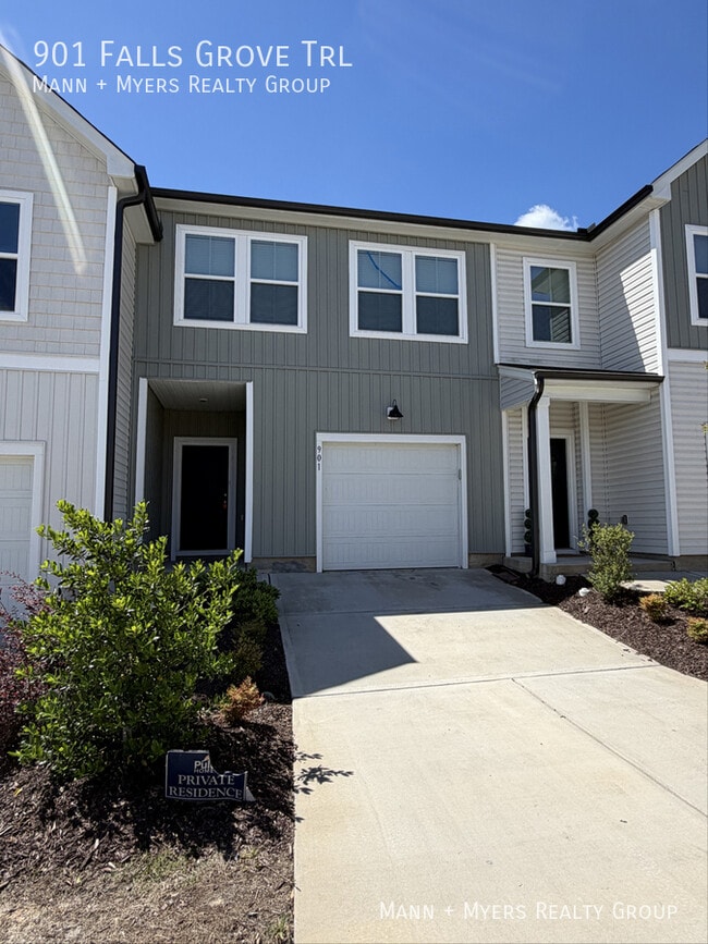 Building Photo - 901 Falls Grove Trl