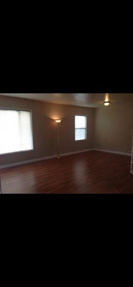 Building Photo - 5305 Panama Ave