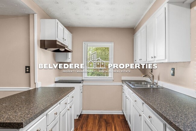 Building Photo - 2 bd house near HPU