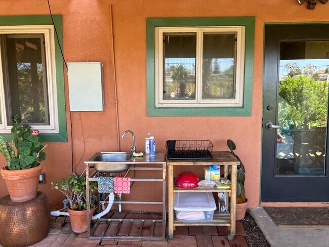 Building Photo - 8301 Zitola Ter