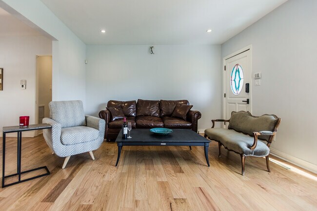 Building Photo - 8261 W 4th St