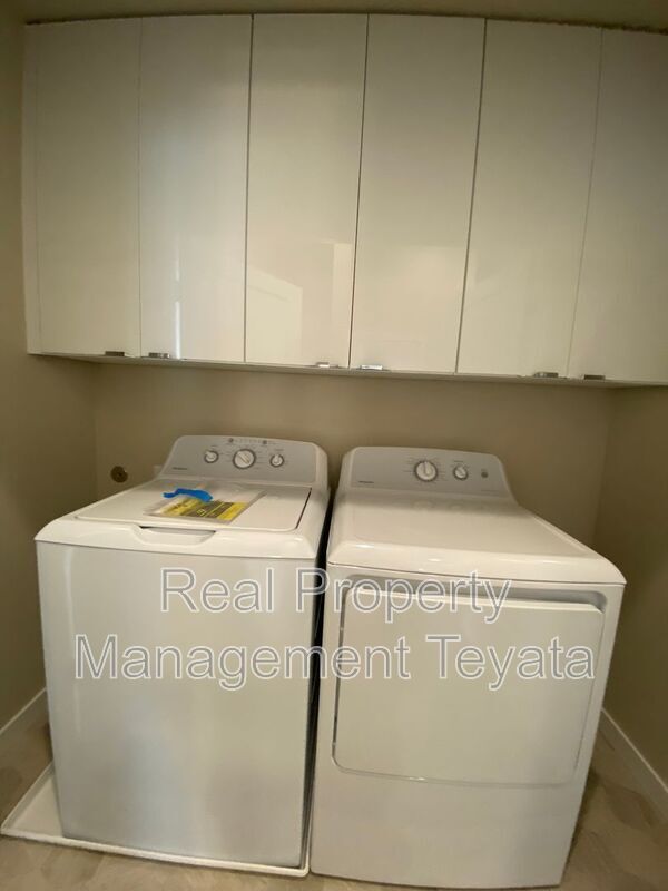 Building Photo - 809 Northview St