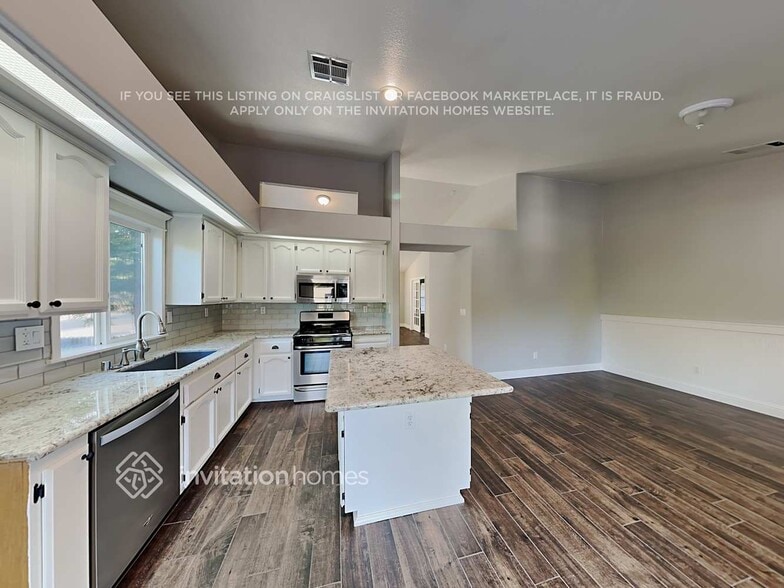 Building Photo - 3925 Berry Ct