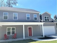 Building Photo - COMING SOON! 4 Bedroom Home. Poplar Masonboro Loop Location, Top schools! Garage