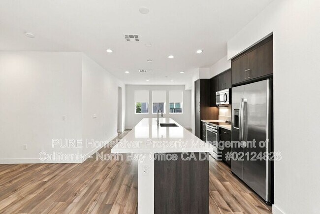 Building Photo - 259 Gambrel Cir