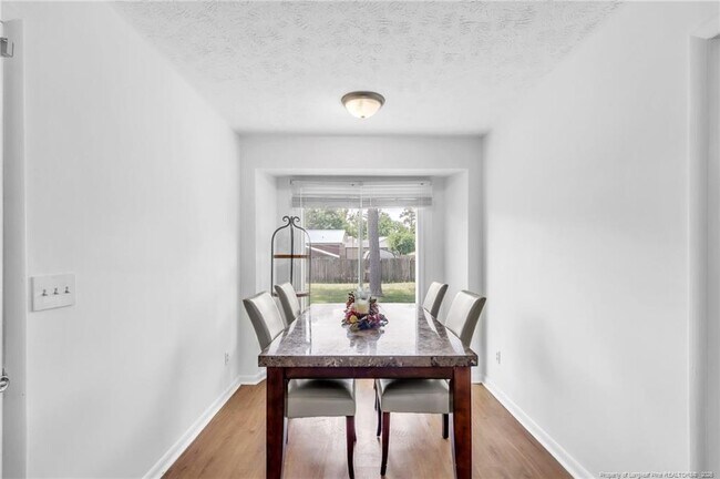 Building Photo - 7241 Avila Dr