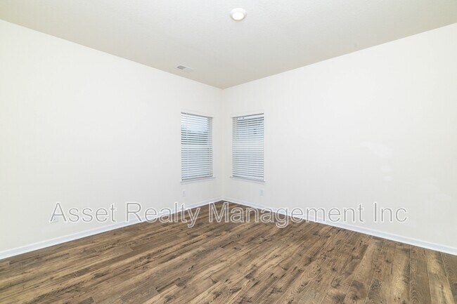 Building Photo - 4714 Willow Bluff Cir