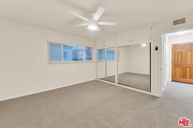Building Photo - 115 Marguerita Ave