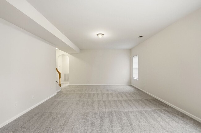 Building Photo - Move-In Ready Gem Near UNCC with Fresh Updates