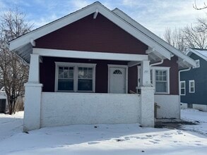 Building Photo - 1211 N Sheridan St