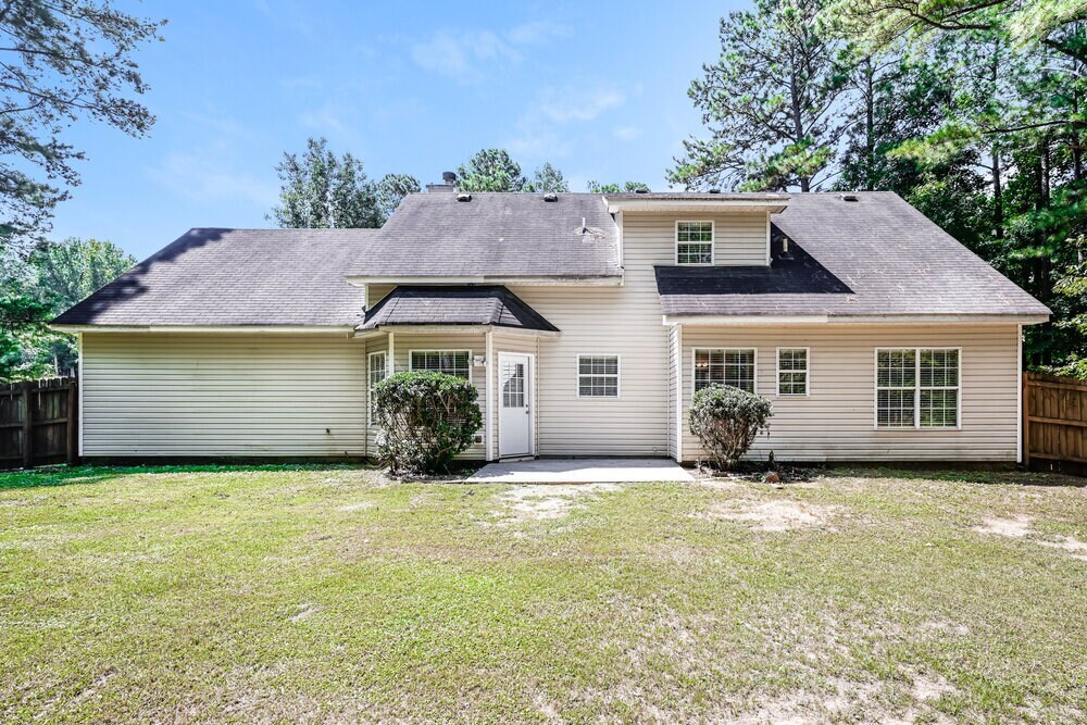 Building Photo - 215 Carlin Ct