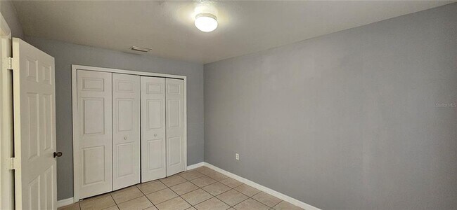 Building Photo - 401 SE 24th Ave