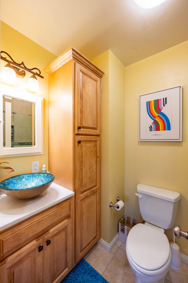 Building Photo - 615 N Staats Dr