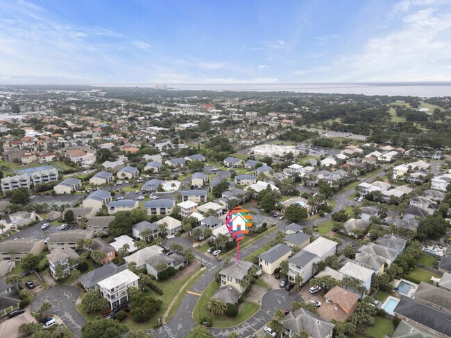 Building Photo - 9 Amber Cove