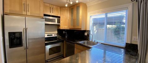 Building Photo - 211 Pecan Grove Ct